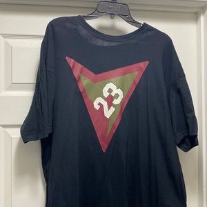 Jordan tee goes with Bordeaux 7s